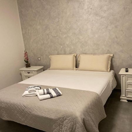 Alloggio Rozafa Peschiera del Garda Extérieur photo
