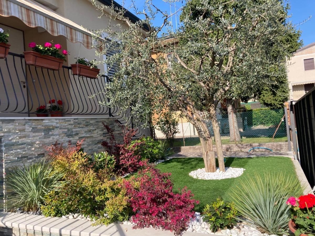Alloggio Rozafa Peschiera del Garda Extérieur photo